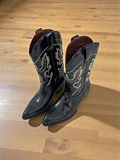 olcso Cowboy és nyugati csizma-női cowboy csizma hímzett western varrással, hegyes orrú és alacsony sarokkal - stílusos városi casual lábbeli női utcai viseletre és mindennapi viseletre