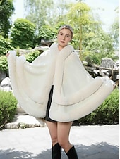 abordables Étole en fourrrure-Écharpes en Fausse Fourrure Élégant Garder au Chaud Sans manches Manche Chauve-souris Polyester Boléros de Mariage Avec Couleur unie Pour Occasion Spéciale Automne &amp; Hiver