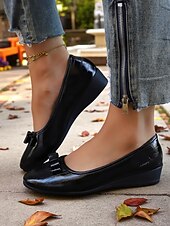 billiga Platta damskor-Röda dambalettskor i lackat konstläder med rosettdetalj, rund tå och slip-on-modell, bekväma vardagsskor för höstens vardagskläder och kontorskläder