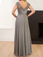 preiswerte Bodenlänge-Florales besticktes A-Linien Mutter der Braut Kleid Elegant Einfach Minimalistisch V-Ausschnitt Bodenlang Chiffon Satin Cap Ärmel mit Kordelspitzenapplikation