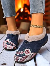 economico Scarpe di Natale per Donne-scarpe slip-on da donna con fodera in pelliccia ricamata rossa e motivo floreale, calde scarpe invernali per Natale, periodo festivo e abbigliamento casual