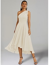 billiga Bröllopsgästklänningar-A-linjeformade Bröllops Gäst Klänningar Elegant Klänning Formal Bröllops Fest Te Längd utan Ärmar En Axlar Höst Bröllops Gäst Chiffon med Rynkning