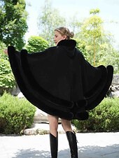 abordables Étole en fourrrure-Écharpes en Fausse Fourrure Élégant Garder au Chaud Sans manches Manche Chauve-souris Polyester Boléros de Mariage Avec Couleur unie Pour Occasion Spéciale Automne &amp; Hiver