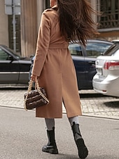 abordables Manteaux d&#039;Hiver-Femmes Manteau Trench Chaud Confortable Avec Poches Mode Moderne Occasionnel Uni Sortir Week-end Simple Boutonnage Long Col Rabattu Coupe régulière manche longue Vêtements d&#039;extérieur Noir Blanche