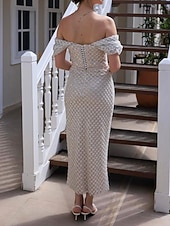 baratos Semi-formal / Cocktail-Tubinho Vestidos de cocktail Elegante Traje formal Formal Casamento Longuette Sem Manga Ombro a Ombro Renda com Miçangas Lantejoulas 2025
