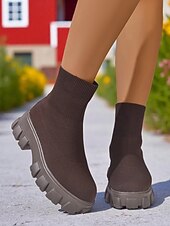 levne Kotníkové boty-Dámské černé ponožkové kozačky s robustní červenou podrážkou – stylové strečové pletené kotníkové boty na streetwear, podzimní a zimní outfity