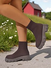 levne Kotníkové boty-Dámské černé ponožkové kozačky s robustní červenou podrážkou – stylové strečové pletené kotníkové boty na streetwear, podzimní a zimní outfity