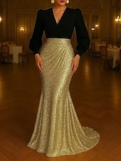 billiga Mermaid kvällsklänningar-Sjöjungfru / trumpet Kvälls klänningar Elegant Formell klädsel Formell Bröllop Svepsläp Långärmad V-hals Satäng med Veckad 2025