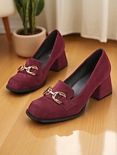 abordables Chaussures sans lacet et mocassins femme-Mocassins à talon carré en daim bordeaux pour femmes - chaussures habillées à enfiler à bout carré avec détail mors doré, style rétro classique pour le bureau, les tenues d&#039;affaires et les occasions