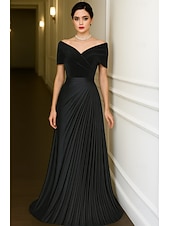 cheap Sheath Evening Dresses-Green Black Velvet A-Line Evening Gown Elegant Dress Formal Wedding Floor Length Short Sleeve Off Shoulder Satin with Pleats 2025