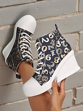preiswerte Damen-Sneaker-Damen-Wedge-Sneaker aus blauem Denim mit Schmetterlings-Print – lässige Schnürstiefel mit verstecktem Absatz für Reisen, Streetwear und Alltagsoutfits