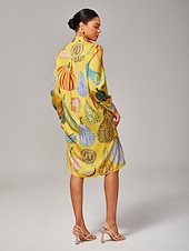 preiswerte Blumenkleider-Damen Hemdkleid lässig V-Ausschnitt asymmetrischer Saum geteiltes Design Kürbis-Print gelb