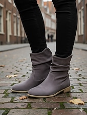 billiga Slouch Boots-damstövlar i beige mocka – avslappnade och bekväma stövlar i västerländsk stil med låg klack