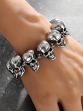 economico Accessori di Halloween-Bracciale da uomo con teschio di Halloween – gioiello bangle gotico punk in acciaio al titanio per feste, cosplay e serate fuori