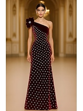 preiswerte Schlauch-Abendkleider-Abendkleid mit schwarzer Krawatte, Etuikleid/Säule, elegantes Abendkleid, formelle Hochzeit, bodenlang, ärmellos, eine Schulter, Samt mit Perlen und Schulterblumen 2025