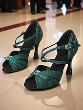 levne Boty na latinskoamerické tance-Dámské saténové boty na latinskoamerické tance s otevřenou špičkou a kamínkovými detaily, elegantní a třpytivý design, ideální na Gatsby párty a taneční plesy