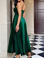 abordables Robe de cocktail-Femmes Robe Longue Maxi Robe Robe en Velours Robe de Soirée Élégant Moderne Soirée Coupe régulière Uni Sans manches Sans bretelles Noir Vin Vert foncé Bleu de minuit Printemps Automne