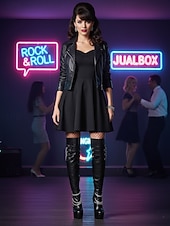 baratos Botas de motociclista-Botas plataforma femininas pretas de couro sintético acima do joelho com correntes e fivelas – botas de salto agulha estilo punk sexy para apresentações no palco, saídas à noite e moda ousada do dia a dia
