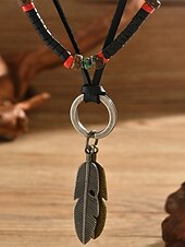 preiswerte Herrenschmuck-Herren-Halskette mit mehrlagigem Federanhänger, verstellbarer Tribal-Boho-Choker-Schmuck aus Legierung für Partys, Festivals und Freizeitkleidung