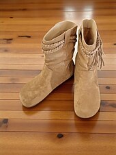 olcso Slouch Boots-Női velúr csizma, fonott bojtos részletekkel, bohém lezser stílusú, kényelmes, lapos talpú cipő, női városi utcai viseletre és mindennapi viseletre.