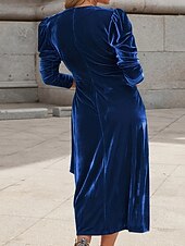 abordables Robe de cocktail-Femmes Robe Midi Robe en Velours Robe de Soirée Robe de Cocktail Élégant Mode Moderne Soirée Date Coupe régulière Uni manche longue Col ras du cou Noir Vin Vert Bleu de minuit Automne Hiver