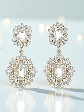 cheap Wedding Accessories-Women's Crystal Drop Earrings with Floral Design, Elegant Gold-Plated with Pearls and Gemstones, Perfect for Bridal and Wedding Accessories