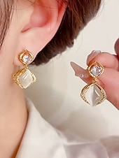 Недорогие Женская серьга-Элегантные женские позолоченные серьги-подвески с кошачьим глазом и цирконом, доступные в вариантах гвоздиков и клипс для свадеб, вечеринок и торжественных случаев