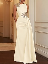 tanie Suknie balowe na wieczór-Suknia Wieczorowa Sheath Elegancka Sukienka Formalna Długość do Podłogi Bez Rękawów Dekolt w Kształcie Klejnotu Kieszeń Satynowa z Haftem