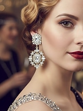 cheap Wedding Accessories-Women's Crystal Drop Earrings with Floral Design, Elegant Gold-Plated with Pearls and Gemstones, Perfect for Bridal and Wedding Accessories