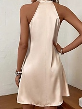 baratos Vestido Simples-Mulheres Minivestido vestido de cetim Vestido de festa Vestido decote halter Elegante Moderno Festa de Noite Festa Coquetel Normal Tecido Sem Manga Halter pescoço Azul Champanhe Verde Primavera Outono