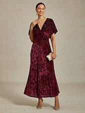 billiga Nyårsklänningar-Dam Midiklänning Sheath Dress Elegant party Fest Bröllopsgäst Cocktailfest Normal Ensfärgat Blommig Ärmlös V-hals Rubinrött Sommar Vår Höst Vinter