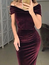 abordables Robe de cocktail-Femmes Robe Midi Robe en Velours Robe de Soirée Robe de Cocktail Robe fourreau Élégant Moderne Soirée Coupe régulière Uni Manche Courte Épaules Dénudées Noir Vin bleu marine Bleu paon Printemps
