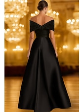 halpa Pallomekot Ilta-asu-A-linja Kokopitkä Helmillä koristeltu Muodollinen mekko Morsiamen äidin mekko Iltapuku Tanssiaispuku hameen päällä Muodollinen mekko Tyylikäs Väripaletti Silkkinen Lyhythihainen Olkaimeton Häät