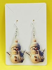 ieftine Accesorii de Crăciun-Cercei acrilici pentru femei cu model om de zăpadă de Crăciun – design festiv cu eșarfă și căciulă, perfecți pentru petreceri și ținute de iarnă