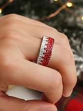 tanie Biżuteria męska-Męski pierścionek ze stali nierdzewnej z okazji świąt Bożego Narodzenia – stylowa obrączka z czerwonymi, niebieskimi i czarnymi kryształkami – idealny świąteczny dodatek dla mężczyzn – świąteczny prezent w postaci biżuterii bożonarodzeniowej