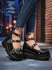 economico Stile Disco &amp; Hippie anni ’70-Scarpe Mary Jane nere con plateau da donna anni '80, fibbie e borchie a forma di cuore – stile gotico punk lolita per Halloween, cosplay e serate fuori