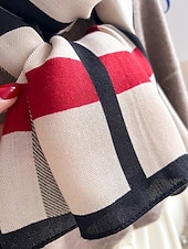 abordables Bufandas de mujer-Bufanda a cuadros de poliéster para mujer, acogedora y elegante para el invierno, regalo de Navidad perfecto en varios colores.