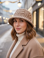 abordables Chapeaux pour femmes-Chapeau bob en tricot de Noël pour femme, chapeau d'hiver en tricot torsadé chaud pour femme, bonnet doux et confortable pour les vacances, les vêtements d'extérieur et décontractés