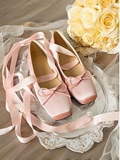  Женские балетки из розового атласа с завязками-лентами, элегантный и женственный дизайн, идеально подходят для занятий балетом, танцевальных выступлений и торжественных случаев.