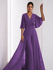 levne Šaty na ples-Overal pro matku nevěsty Šaty pro svatební hosty Elegantní vintage V výstřih podlahové délky chiffon s krátkým rukávem s nařasenými volánky