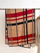 abordables Bufandas de mujer-Bufanda a cuadros de poliéster para mujer, acogedora y elegante para el invierno, regalo de Navidad perfecto en varios colores.