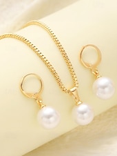 halpa Naisten kaulakoru-Naisten tekohelmikaulakoru ja korvakorut kultaisilla yksityiskohdilla, elegantit joulukorut juhlajuhliin