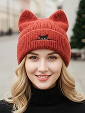 Недорогие Женские шляпы-Женская пушистая вязаная шапка с кошачьими ушками, милая зимняя теплая шапка с вышивкой черного кота, стильный рождественский подарок для девочек и женщин