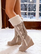 preiswerte Schnee- und Winterstiefel-Damenstiefel mit Keilabsatz aus braunem Wildleder und Kunstfellbündchen – stylisches Schnürdesign mit Quasten, warme und bequeme Winterstiefel für Freizeit und Outdoor