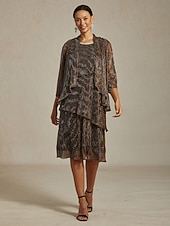 billige Kjoler til nyttårsaften-Dame Midikjole Skiftkjole Plissert kjole Grime kjole Elegant Fest Formelt Fest Bryllupsgjest Cocktailfest Normal Helfarge Ermeløs Crew-hals Brun Sommer Vår Høst Vinter