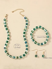 abordables Collar de mujer-Conjunto de joyas con cuentas de cristal rojo para mujer para fiesta de Navidad, elegante collar y pulsera. &amp;Juego de pendientes colgantes para celebraciones navideñas y eventos formales.