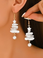voordelige Damesoorbellen-Kerstoorbellen van acryl voor dames met ster- en parelontwerp, feestelijke boomvorm, perfect voor mode en cadeau tijdens de feestdagen