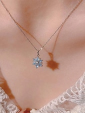 voordelige Dames ketting-dames sneeuwvlok hanger ketting met blauwe kristallen, elegante winter sieraden voor kerstfeestjes en vakantiecadeaus