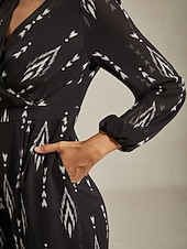 billige Jumpsuits og buksedresser til kvinner-damejumpsuit svart chiffong trykt vide ben v-hals midjebesparende elegant skille seg ut destinasjon bryllupsgjest daglig ferie avslappet vår sommer høst