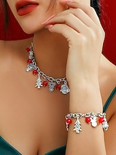 abordables Collar de mujer-Conjunto de collar y pulsera navideños para mujer: cadena plateada con cuentas rojas, colgantes de copo de nieve, árbol y regalo. Joyería festiva para fiestas y regalos.